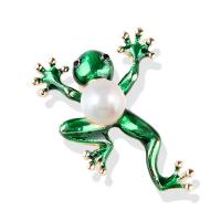 Plastic perle broche, Zinc Alloy, med Plastic Pearl, Frog, guldfarve belagt, Unisex & emalje & med rhinestone, grøn, nikkel, bly & cadmium fri, 28x38mm, Solgt af PC