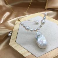 Freshwater Pearl Brass Chain Necklace, Pérolas de água doce, with cobre, cromado de cor dourada, joias de moda & para mulher, branco, 3-5mm, comprimento Aprox 17 inchaltura, vendido por PC