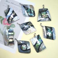 Shell Pendants, polished, Unisex & different styles for choice, more colors for choice, Sold By PC