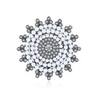 Cubic Zirconia Brooch, Brass, with Plastic Pearl, Flower, plated, vintage & micro pave cubic zirconia & for woman, more colors for choice, nickel, lead & cadmium free, 36.50x36.50mm, Sold By PC