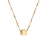 Edelstahl Schmuck Halskette, 304 Edelstahl, mit Verlängerungskettchen von 5cm, Würfel, Buchstaben sind von A bis Z & unisex, goldfarben, 5x5mm, Länge:45 cm, verkauft von PC