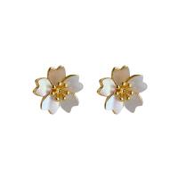 Brass Stud Earring, Flower, gold color plated, mother of Pearl & fashion jewelry & for woman, nickel, lead & cadmium free, 14mm, Sold By Pair