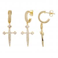 Boucles d'oreilles pendantes en laiton, croix, Placage, pavé de micro zircon & pour femme, plus de couleurs à choisir, 18x42mm, Vendu par paire