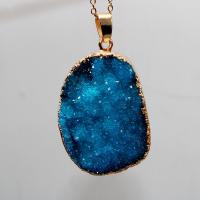 Quartz Gemstone Pendants, gold color plated, fashion jewelry & Unisex, 30-40mm, Sold By PC