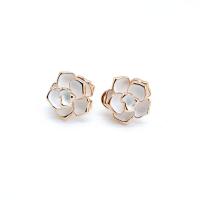 Zinc Alloy Stud Earring Flower gold color plated for woman & enamel white nickel lead & cadmium free Sold By Pair