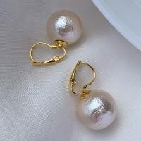 Brass Drop Earring, with Plastic Pearl, fashion jewelry & for woman, nickel, lead & cadmium free, 30mm,18mm, Sold By Pair