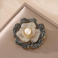 Freshwater Pearl Brooch, Brass, with Freshwater Pearl, Flower, Vacuum Ion Plating, micro pave cubic zirconia, golden, nickel, lead & cadmium free, 37mm, Sold By PC