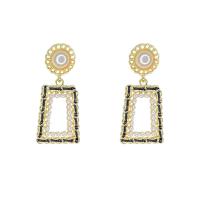 Zinc Alloy Drop Earring, met Plastic Pearl, Geometrisch Patroon, gold plated, voor vrouw & hol, 20x49mm, Verkocht door pair