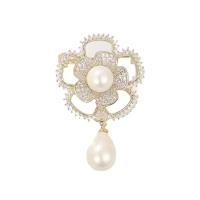 Fashion Brooch Jewelry Brass with Shell Pearl Flower Vacuum Ion Plating fashion jewelry & micro pave cubic zirconia & for woman golden nickel lead & cadmium free Sold By PC