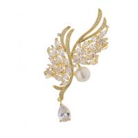 Freshwater Pearl Brooch, Brass, with Freshwater Pearl, Vacuum Ion Plating, micro pave cubic zirconia & for woman, golden, nickel, lead & cadmium free, 31x65mm, Sold By PC