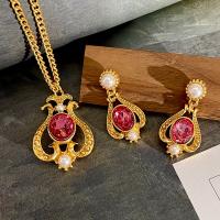 Zinc Alloy Jewelry Sets with Crystal & Plastic Pearl with 2.76inch extender chain gold color plated fashion jewelry & for woman golden nickel lead & cadmium free 34mm Length Approx 17.72 Inch Sold By PC