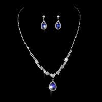 Nakit Kompleti, naušnica & ogrlica, Vještački dijamant, s Mesing, srebrne boje pozlaćen, 2 komada & različitih stilova za izbor & za žene, više boja za izbor, Prodano By Set
