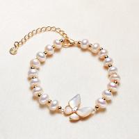 Bracelet en perles de culture d'eau douce, perle d'eau douce cultivée, avec alliage de zinc, avec 1.57inch chaînes de rallonge, Placage de couleur d'or, bijoux de mode & pour femme & avec strass, blanc, 6-7mm, Longueur:Environ 6.3 pouce, Vendu par PC