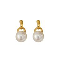Messing Ohrstecker, mit Kunststoff Perlen, goldfarben plattiert, Modeschmuck & für Frau, weiß, frei von Nickel, Blei & Kadmium, 25x12mm, verkauft von Paar