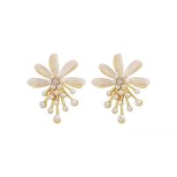 Zinc Alloy Stud Earring with Plastic Pearl Flower fashion jewelry & for woman & with rhinestone white nickel lead & cadmium free Sold By Pair