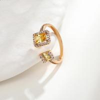 Vještački dijamant Ring Finger, Cink Alloy, pozlaćen, modni nakit & različite veličine za izbor & za žene & s Rhinestone, više boja za izbor, nikal, olovo i kadmij besplatno, Prodano By PC