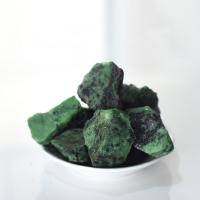 Rubi em Zoisite Espécime de Minerais, Pepitas, tamanho diferente para a escolha, verde, vendido por PC