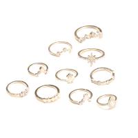 Ensemble d’anneau en alliage de zinc, avec Opale, Placage de couleur d'or, 10 pièces & bijoux de mode & pour femme & avec strass, doré, Vendu par fixé