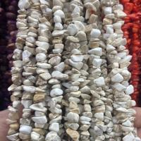 Perline in turchese, magnesite, Pepite, lucido, DIY, bianco, 5x8mm, Venduto per Appross. 80 cm filo
