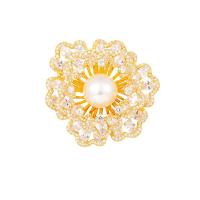 Plastic perle broche, Messing, med Plastic Pearl, Flower, ægte forgyldt, mode smykker & Micro Pave cubic zirconia & for kvinde, nikkel, bly & cadmium fri, 41x45mm, Solgt af PC