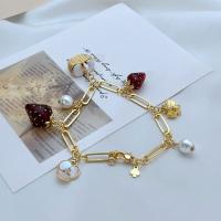 Messing Armbanden, met Plastic Pearl, gold plated, mode sieraden & voor vrouw, nikkel, lood en cadmium vrij, Lengte Ca 20.7 cm, Verkocht door PC