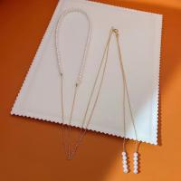 Freshwater Pearl Brass Chain Necklace, Pérolas de água doce, with Liga de cobre, 14K cheio de ouro, joias de moda & para mulher, branco, 4-5mm, comprimento Aprox 114 cm, Aprox 40 cm, vendido por PC