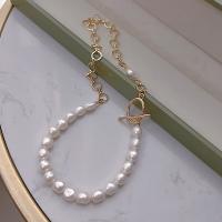 Freshwater Pearl Brass Chain Necklace, Pérolas de água doce, with Liga de cobre, 14K cheio de ouro, joias de moda & para mulher, branco, 8-9mm, comprimento Aprox 43 cm, vendido por PC