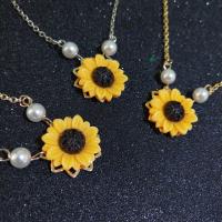 Zinc Alloy Jewelry Necklace with Lampwork & Plastic Pearl Sunflower fashion jewelry & for woman nickel lead & cadmium free 20mm Length Approx 24.8 Inch Sold By PC