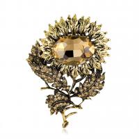 Zinc Alloy Brooches Flower plated fashion jewelry & for woman & with glass rhinestone & with rhinestone Sold By PC