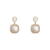 Zinc Alloy Oorbellen, met Plastic Pearl, hoge kwaliteit verguld en nooit vervagen, mode sieraden & voor vrouw & met strass, twee verschillende gekleurde, 37x20mm, Verkocht door pair
