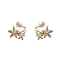 Brass Stud Earring Copper Alloy with Plastic Pearl Star gold color plated fashion jewelry & micro pave cubic zirconia & for woman Sold By Pair