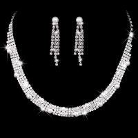 Strass-Schmuck-Sets, Strass, mit Messing Klaue Kette & Kunststoff Perlen, silberfarben plattiert, 2 Stück & Modeschmuck & für Frau, klar, 45mm, Länge ca. 43 cm, verkauft von setzen