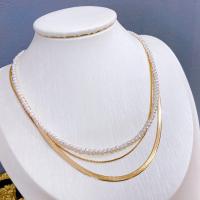 Freshwater Pearl Brass Chain Necklace, Pérolas de água doce, with Liga de cobre, 14K cheio de ouro, joias de moda & Vario tipos a sua escolha & para mulher, dourado, comprimento Aprox 38 cm, vendido por PC