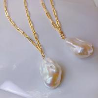Collier de chaîne en laiton de perles d'eau douce, perle d'eau douce cultivée, avec laiton, bijoux de mode & styles différents pour le choix & pour femme, blanc, 13-14mm,4-5mm, Longueur:Environ 45 cm, Vendu par PC