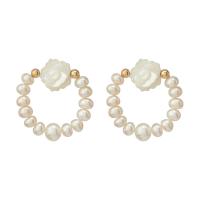 Boucles d'oreilles en perles d'eau douce, perle d'eau douce cultivée, avec résine & laiton, Plaqué d'or 14K, bijoux de mode & pour femme, deux couleurs différentes, 30mm, Vendu par paire
