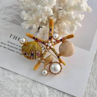 Zinklegierung Broschen, mit Kunststoff Perlen, plattiert, Modeschmuck & mit Strass, goldfarben, frei von Nickel, Blei & Kadmium, 56x55mm, verkauft von PC
