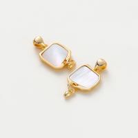 Bijoux pendentifs en laiton, avec coquille blanche, Plaqué d'or 18K, DIY, Or, 13x16mm, Trou:Environ 3mm, Vendu par PC