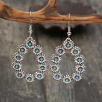 Boucles d'oreilles en alliage de zinc, avec turquoise, Placage de couleur argentée, bijoux de mode & pour femme, deux couleurs différentes, 24x45mm, Vendu par paire