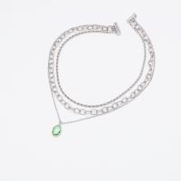 Ogrlica više sloj, Cink Alloy, s Kristal, srebrne boje pozlaćen, tri sloja & modni nakit & za žene, zelen, Dužina Približno 37.5 cm, Približno 43 cm, Približno 47 cm, Prodano By PC