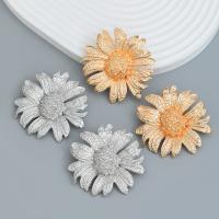 Zinc Alloy Stud Earring Sunflower plated fashion jewelry & for woman nickel lead & cadmium free Sold By Pair