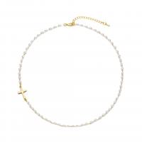 Messing Halskæde, med Plastic Pearl, guldfarve belagt, mode smykker & for kvinde, to forskellige farvede, Solgt Per 21-50 cm Strand