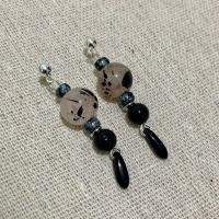 Boucles d'oreilles en alliage de zinc, avec chalumeau & Acrylique, Placage, pour femme, noir et brun, Vendu par paire