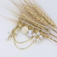 Zinc Alloy Brooches with Plastic Pearl Unisex nickel lead & cadmium free 7.6cmu00d78cm Sold By PC