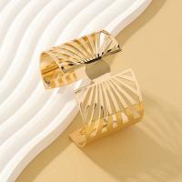 Bijoux de bracelet en alliage de zinc, Placage de couleur d'or, bijoux de mode & pour femme, protéger l'environnement, sans nickel, plomb et cadmium, Diamètre intérieur:Environ 63mm, Vendu par PC