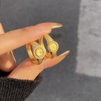 Mässing Cuff finger ring, Klocka, guldfärg pläterade, justerbar & olika stilar för val & micro bana cubic zirconia & för kvinna, 8mm, Storlek:5.5, Säljs av PC
