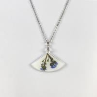 Resin Necklace with Zinc Alloy fashion jewelry 5cmu00d73cmu00d70.4cm Approx Sold By Lot
