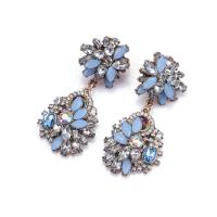 Zinc Alloy Drop Earring, Geometrisch Patroon, plated, mode sieraden & voor vrouw & met strass, meer kleuren voor de keuze, 30x65mm, Verkocht door pair