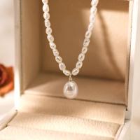 Collier de chaîne en laiton de perles d'eau douce, perle d'eau douce cultivée, avec laiton, bijoux de mode & longueur différente pour le choix & pour femme, blanc, 2-3mm,7-8mm, Vendu par PC