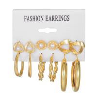 Boucles d'oreilles en alliage de zinc, avec perle de plastique, Placage, 6 pièces & styles différents pour le choix & pour femme, doré, protéger l'environnement, sans nickel, plomb et cadmium, Vendu par fixé
