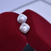 Boucles d'oreilles en perles d'eau douce, perle d'eau douce cultivée, avec laiton, bijoux de mode & pour femme & avec strass, blanc, 7-8mm, Vendu par paire